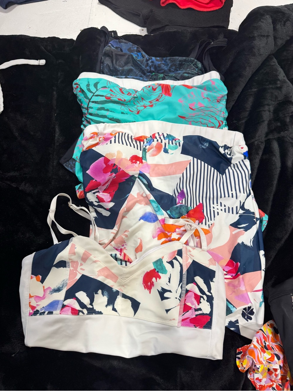 Set of 4 hapari swim tops